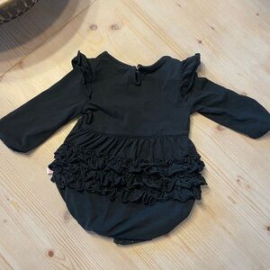 Ruffle Butts 12-18 months long sleeve black romper